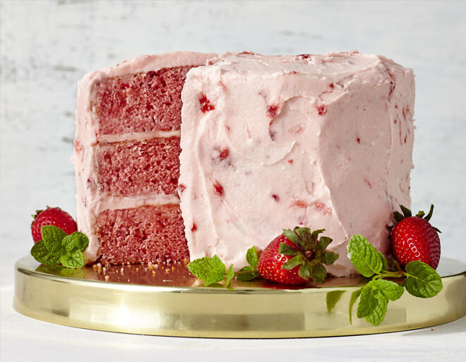 Strawberry-Butter-Cream-Cake