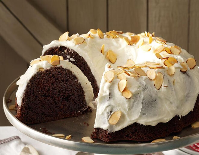 Chocolate-Almond-Fresh-Cream-Cake